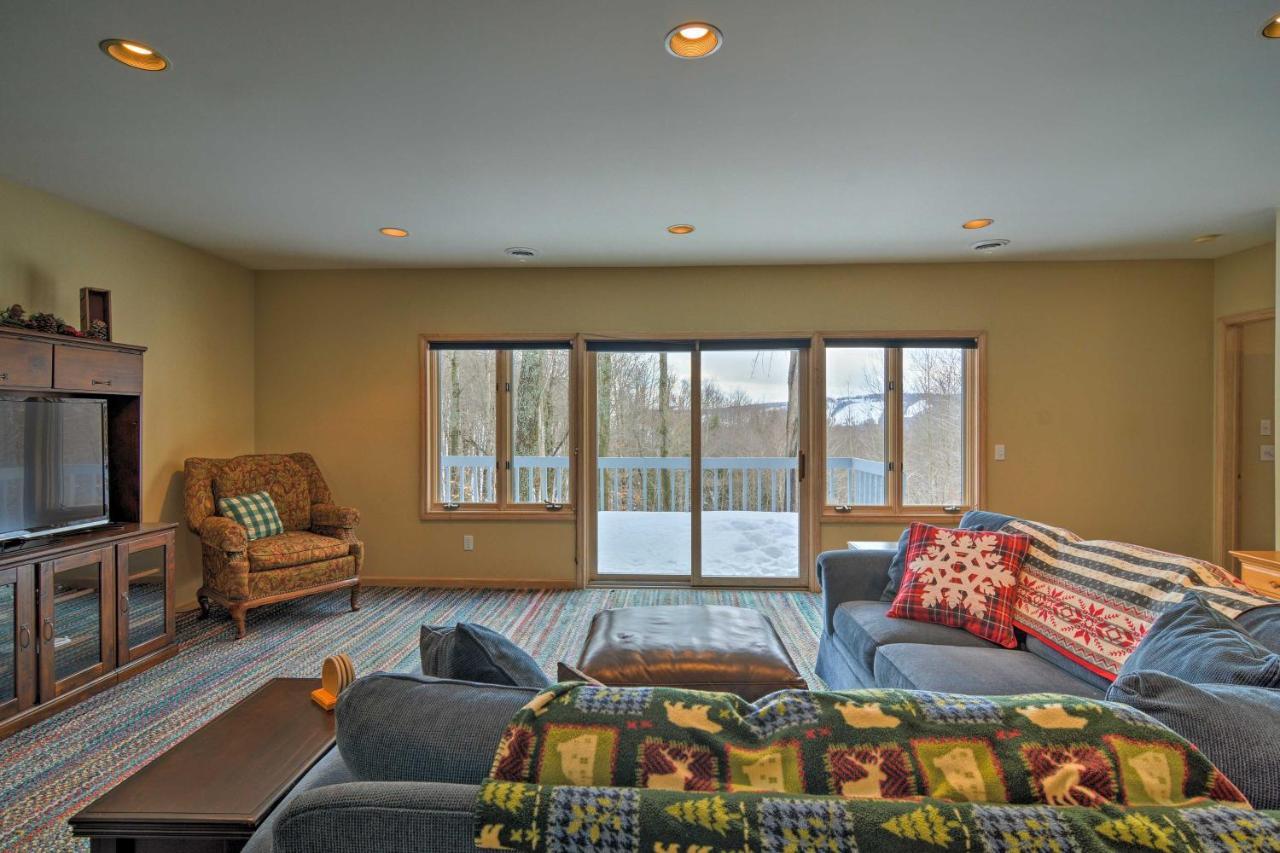 Resort-Style Harbor Springs Home With 2 Decks! Esterno foto